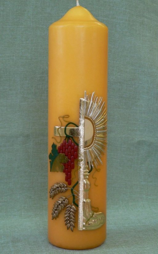 CM07 - Hrozny a monstrance - Velikost svící: PV4 rozměr 21 x 6,5 cm medová