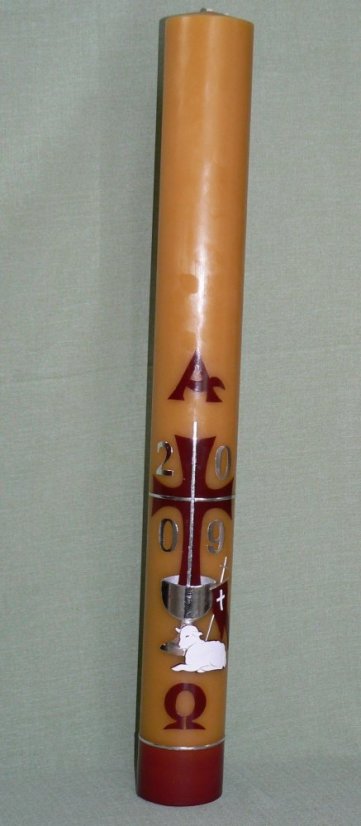 C35st - Kalich stříbrný - Velikost paškálu: 6 kg rozměr 90 x 10 cm