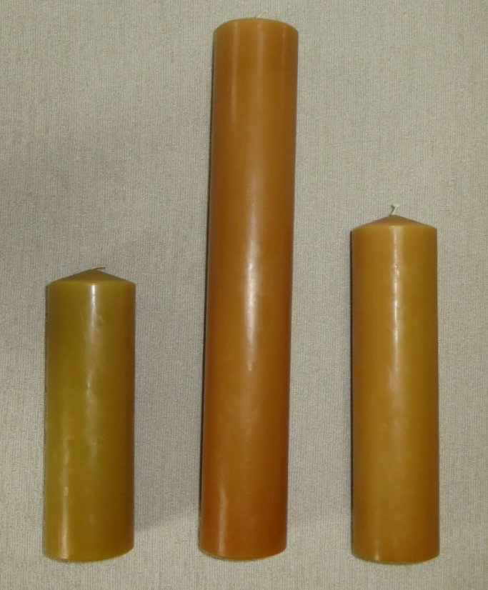 HS - Svíce holá se včelím voskem - Velikost svící se včelím voskem: HS14 rozměr 37 x 3 cm